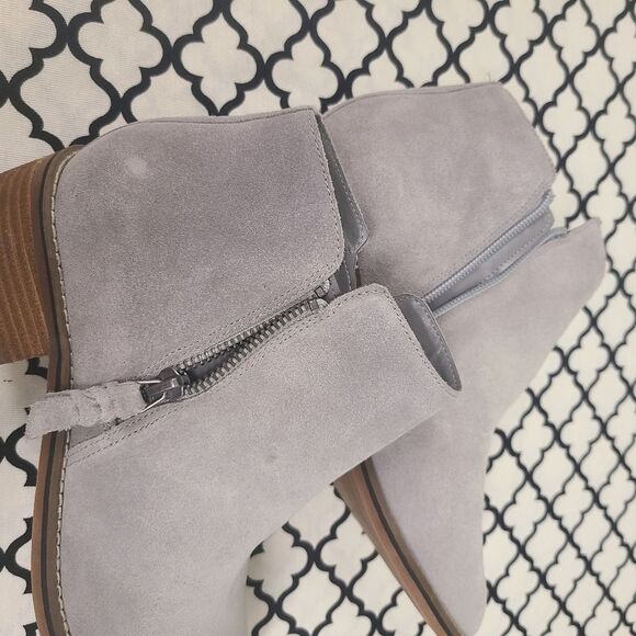 Blondo Liam Waterproof Ankle Bootie Taupe Size 9.5 - Picture 10 of 11